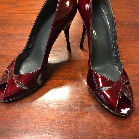 Stuart Weitzman Sexy red heels - Picture 2 of 8